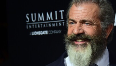 Mel Gibson har vært frosset ut av Hollywood i årevis. Nå er han tilbake for fullt